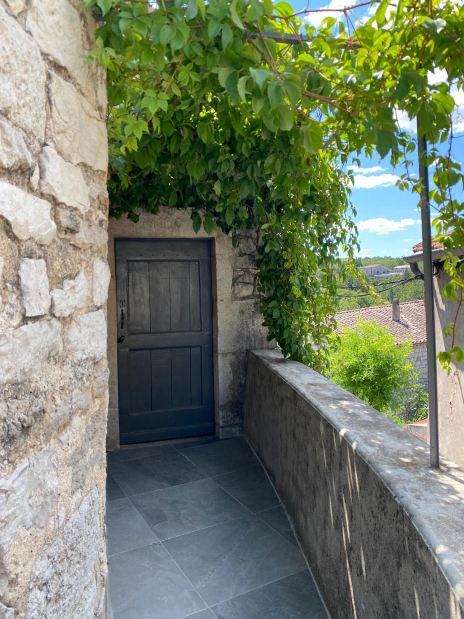 Magnifique Maison En Coeur De Balazuc, Proche Plages Ardeche Ruang foto